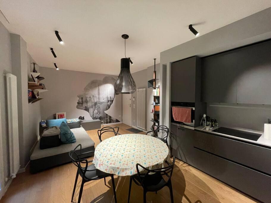 Best Place In Bologna Next 2 Towers Apartment Exterior photo